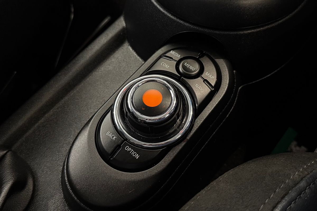 2019 MINI Hatch Cooper F56 LCI