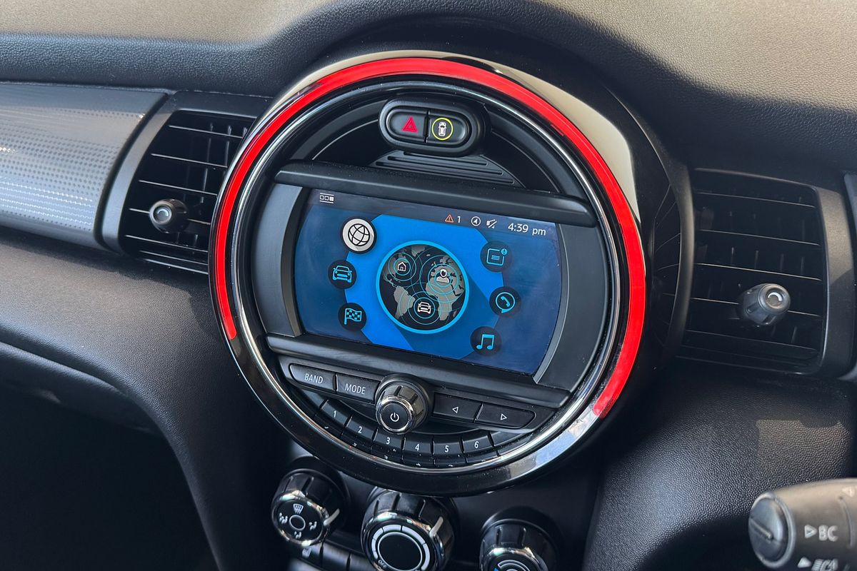 2019 MINI Hatch Cooper F56 LCI