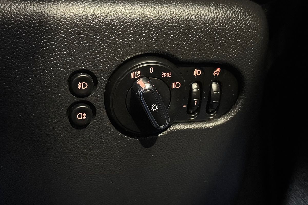 2019 MINI Hatch Cooper F56 LCI