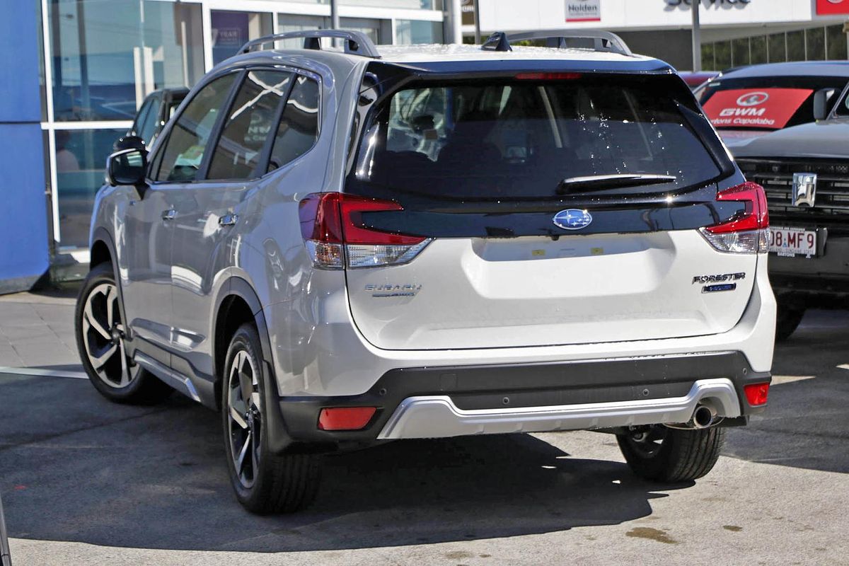 2024 Subaru Forester Hybrid S S5