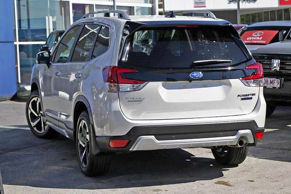 2024 Subaru Forester Hybrid S S5