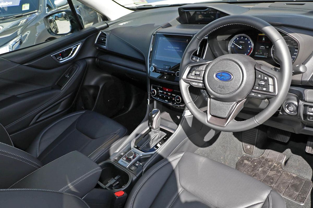 2024 Subaru Forester Hybrid S S5