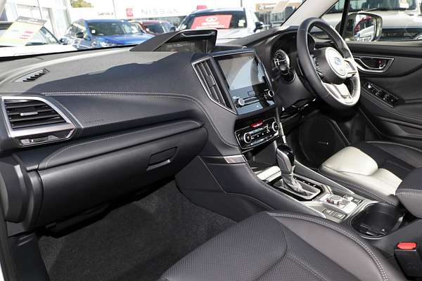 2024 Subaru Forester Hybrid S S5