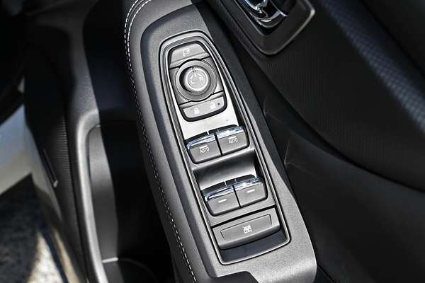 2024 Subaru Forester Hybrid S S5