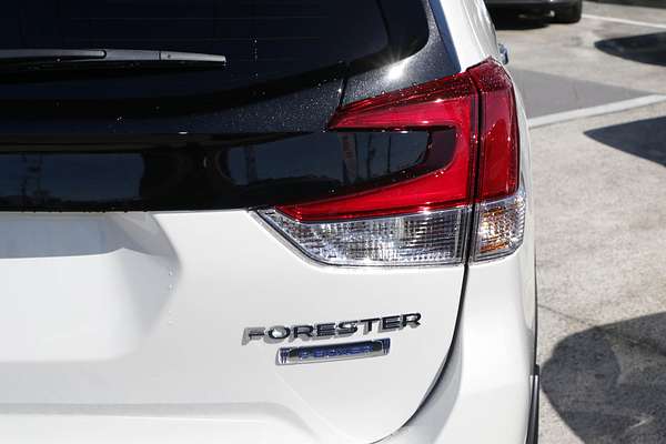 2024 Subaru Forester Hybrid S S5