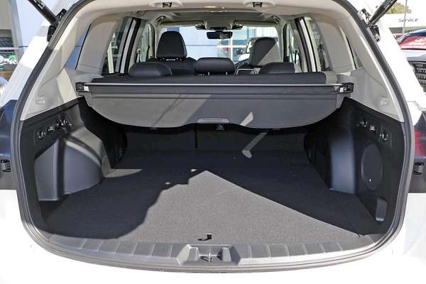 2024 Subaru Forester Hybrid S S5