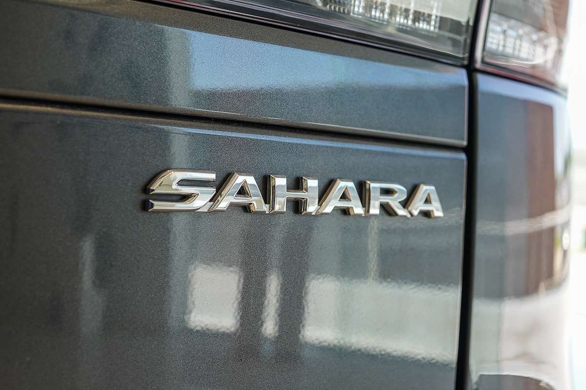 2021 Toyota Landcruiser Sahara FJA300R