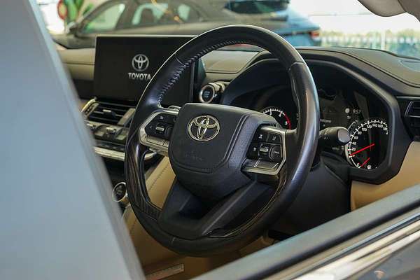 2021 Toyota Landcruiser Sahara FJA300R