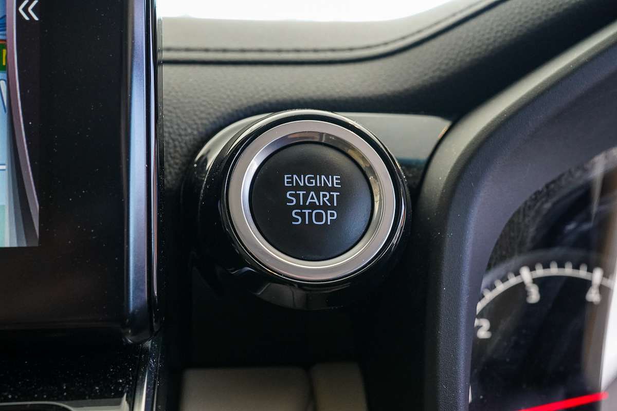 2021 Toyota Landcruiser Sahara FJA300R