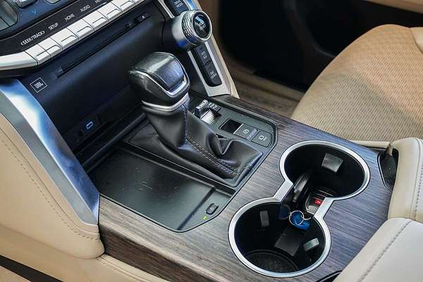 2021 Toyota Landcruiser Sahara FJA300R