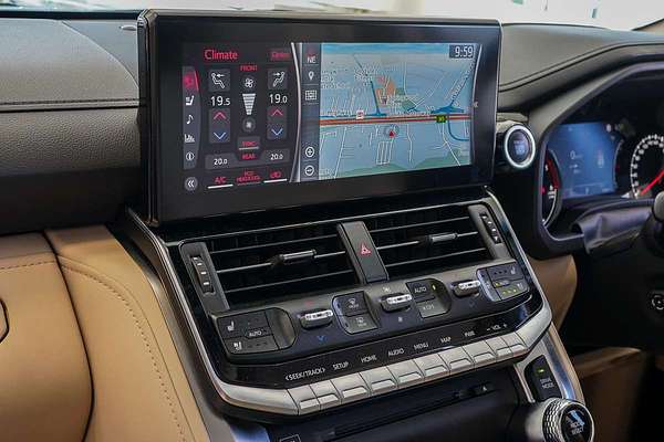 2021 Toyota Landcruiser Sahara FJA300R