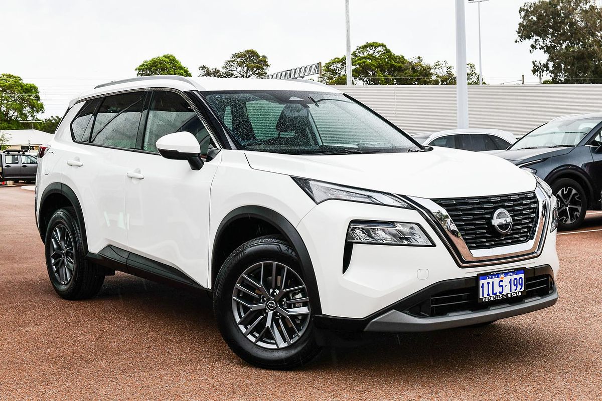 2024 Nissan X-TRAIL ST T33