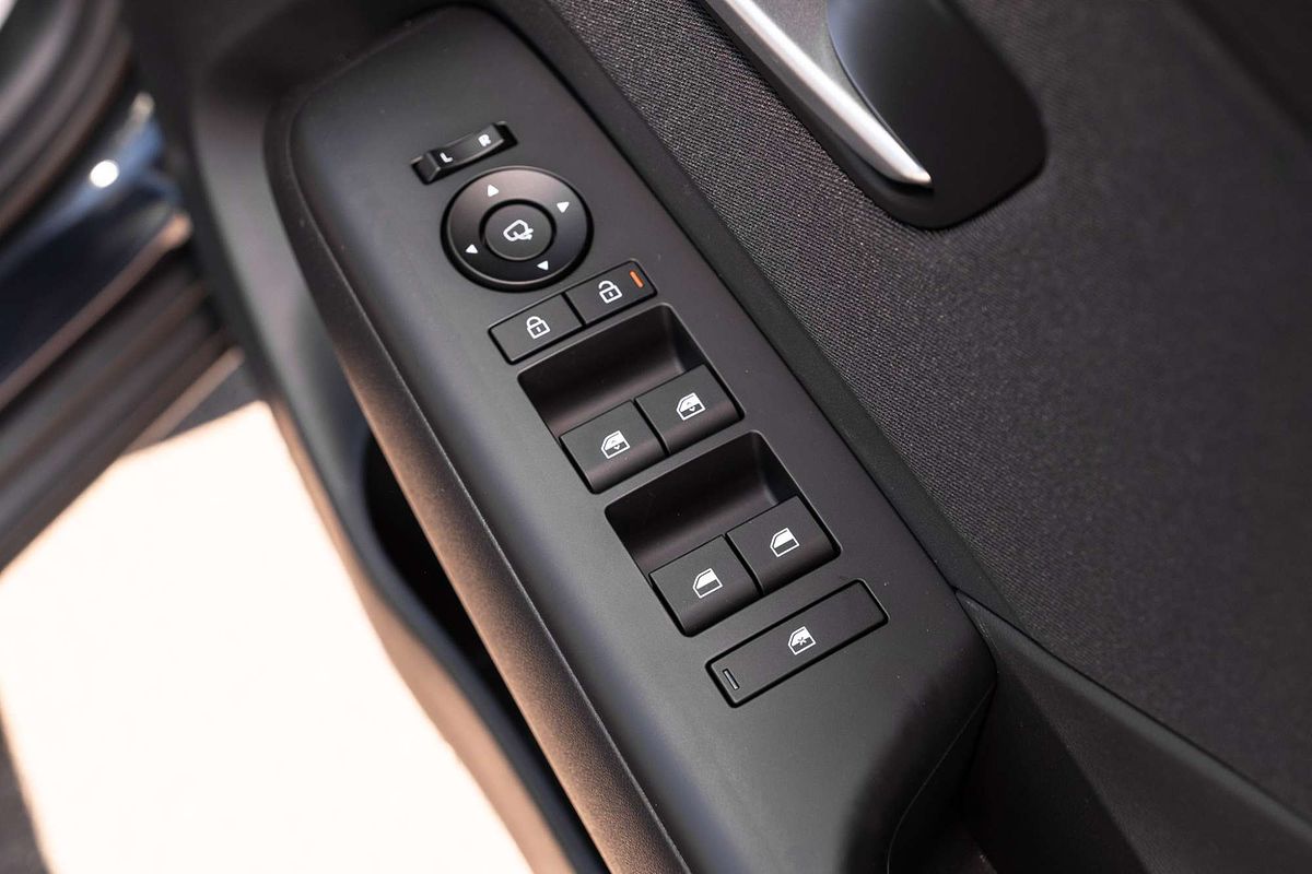 2025 Hyundai Kona  SX2.V3