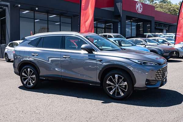 2025 MG HS Essence AS33