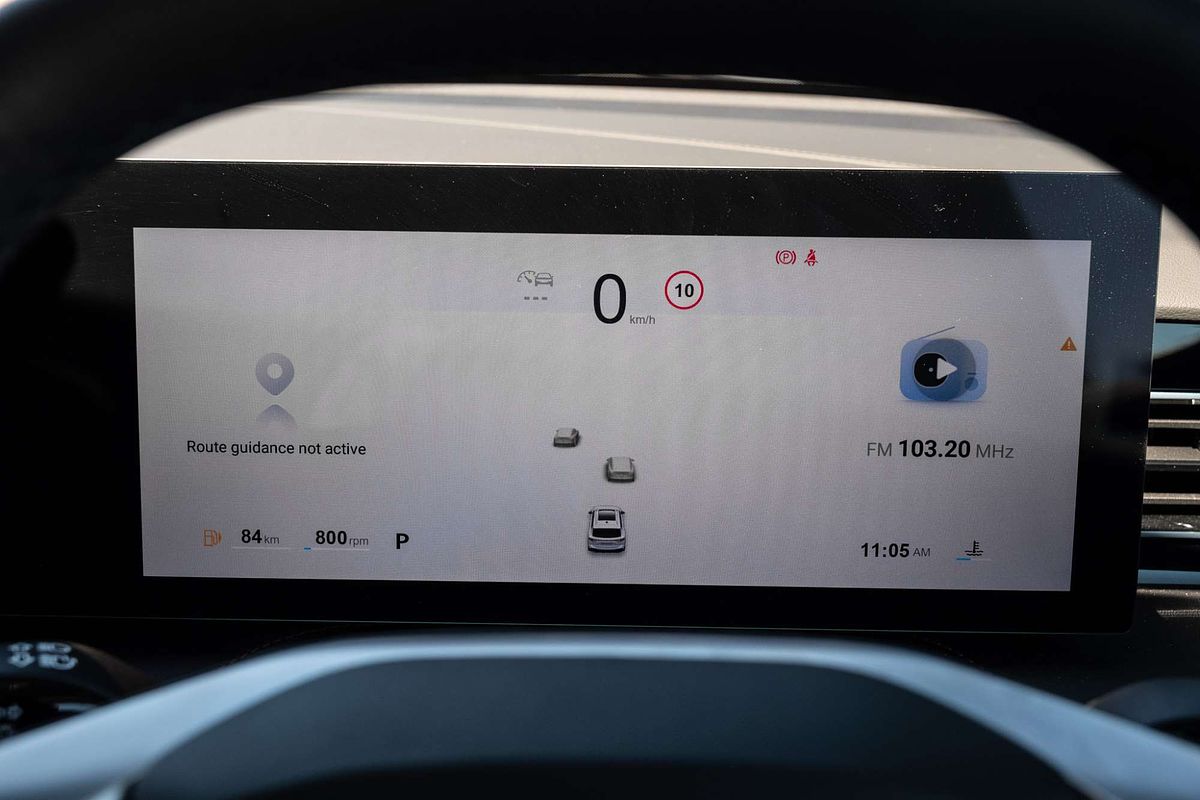 2025 MG HS Essence AS33