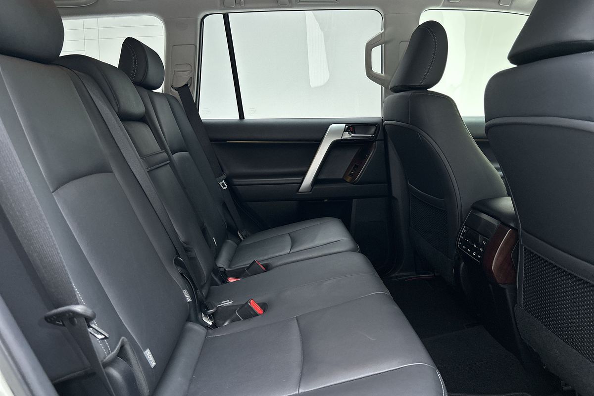 2017 Toyota Landcruiser Prado VX GDJ150R