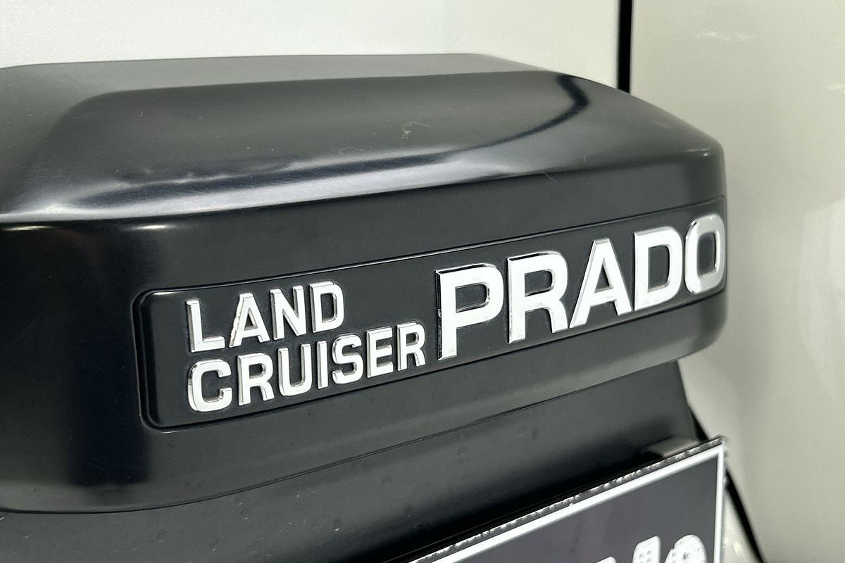 2017 Toyota Landcruiser Prado VX GDJ150R