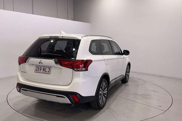 2018 Mitsubishi Outlander ES ZL