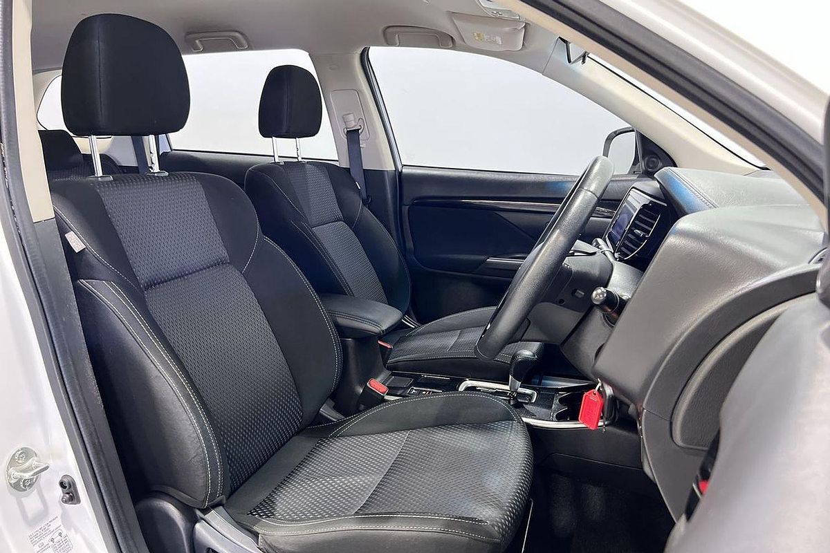 2018 Mitsubishi Outlander ES ZL