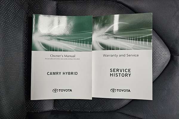 2021 Toyota Camry SX AXVH70R