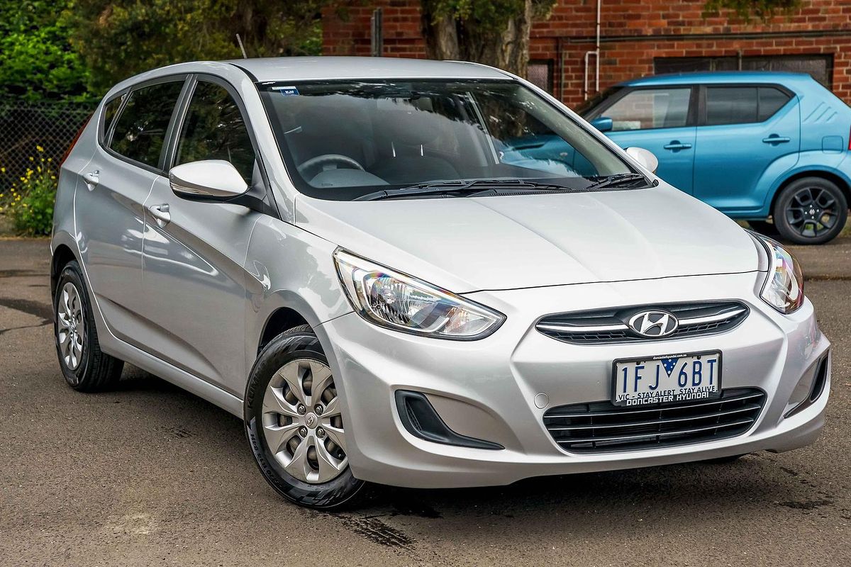 2015 Hyundai Accent Active RB2