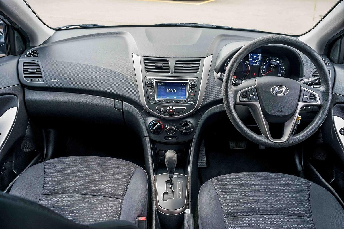 2015 Hyundai Accent Active RB2