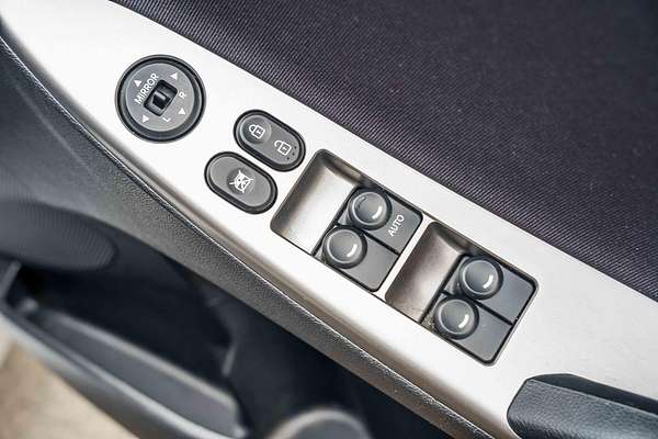 2015 Hyundai Accent Active RB2