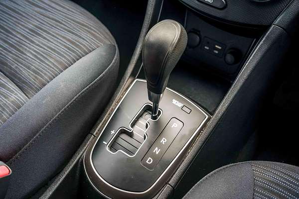 2015 Hyundai Accent Active RB2