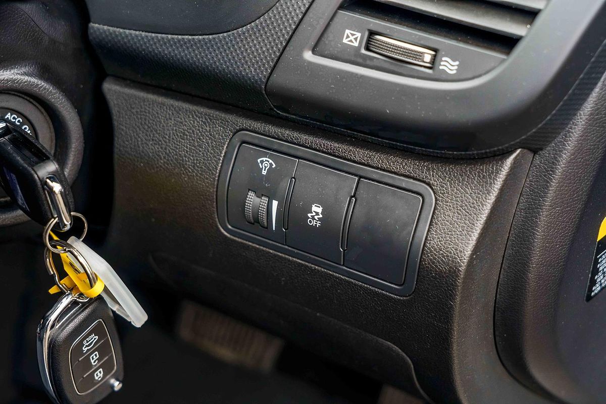 2015 Hyundai Accent Active RB2