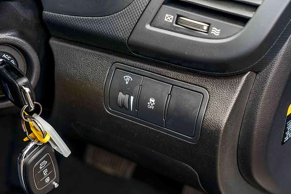 2015 Hyundai Accent Active RB2