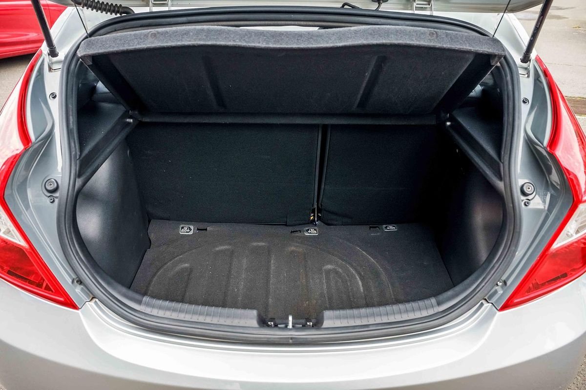 2015 Hyundai Accent Active RB2