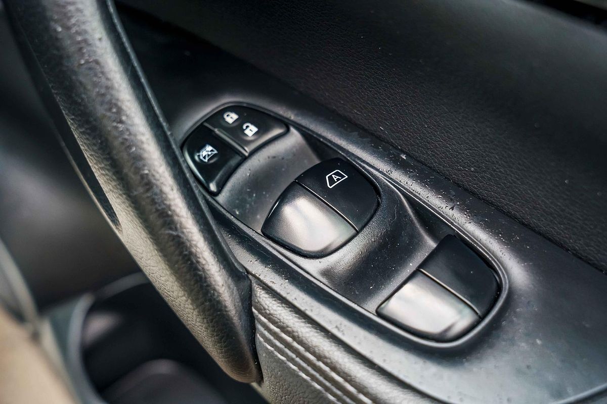 2015 Nissan QASHQAI Ti J11