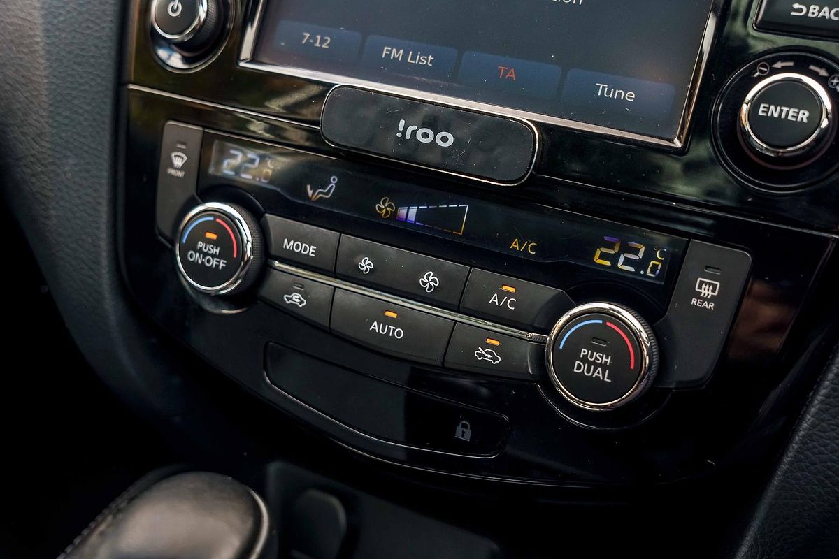 2015 Nissan QASHQAI Ti J11