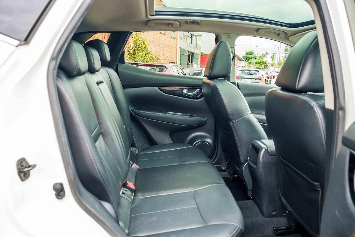 2015 Nissan QASHQAI Ti J11