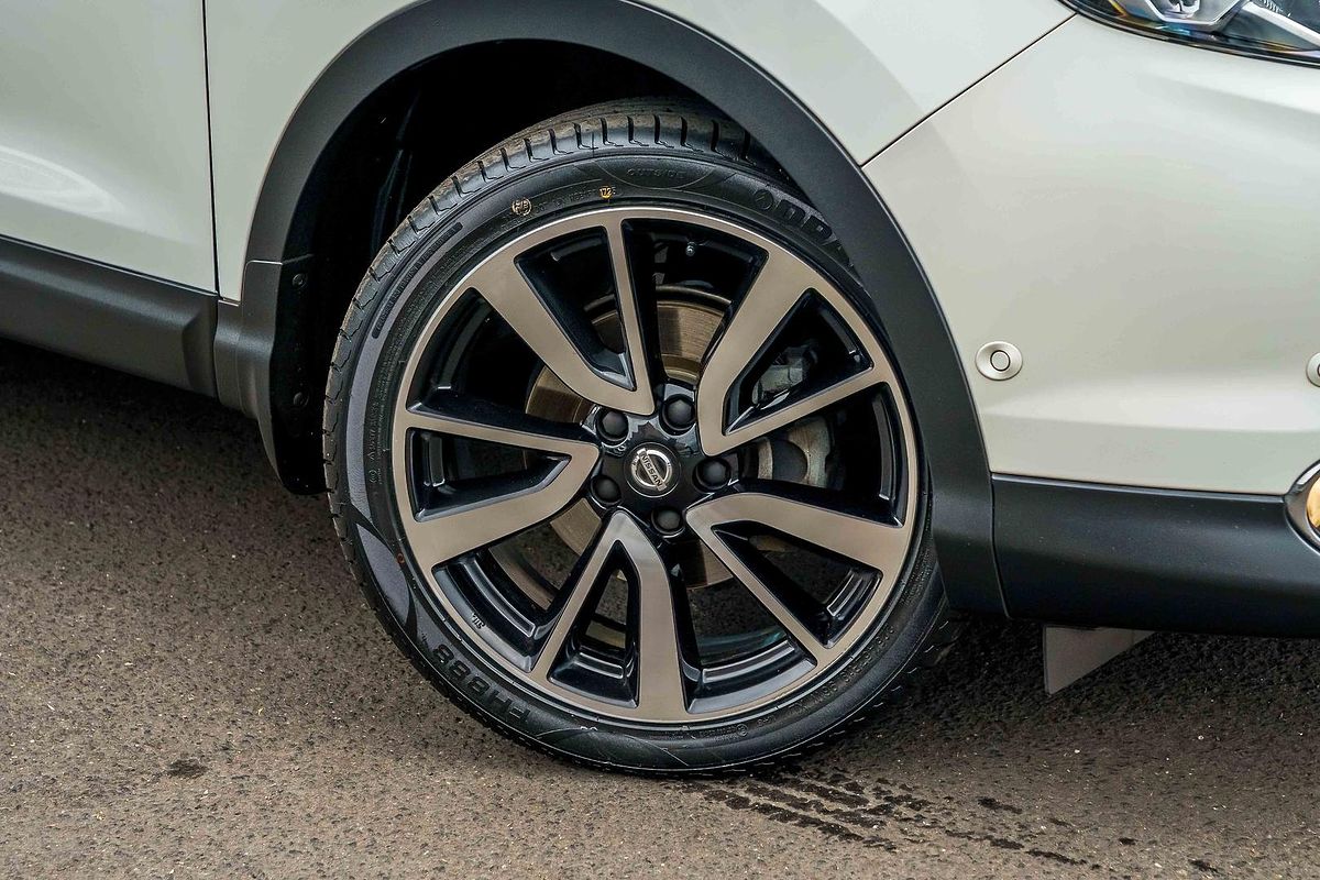 2015 Nissan QASHQAI Ti J11