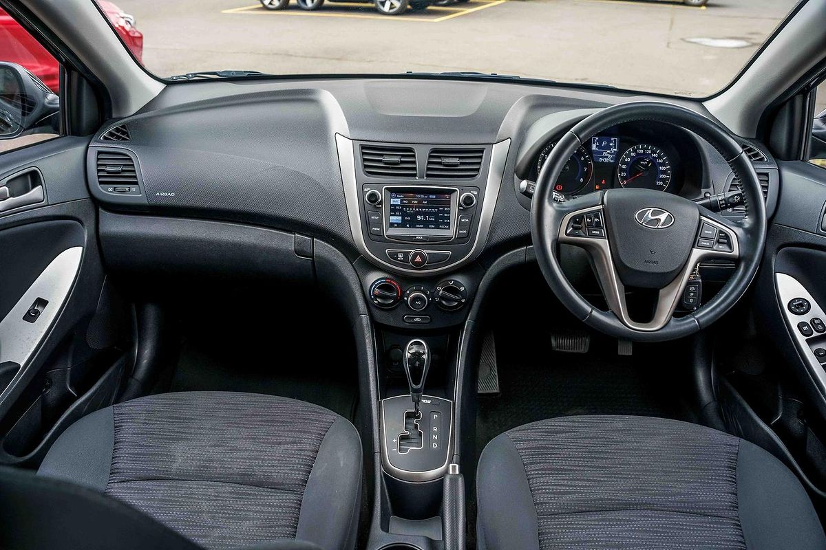 2018 Hyundai Accent Sport RB6