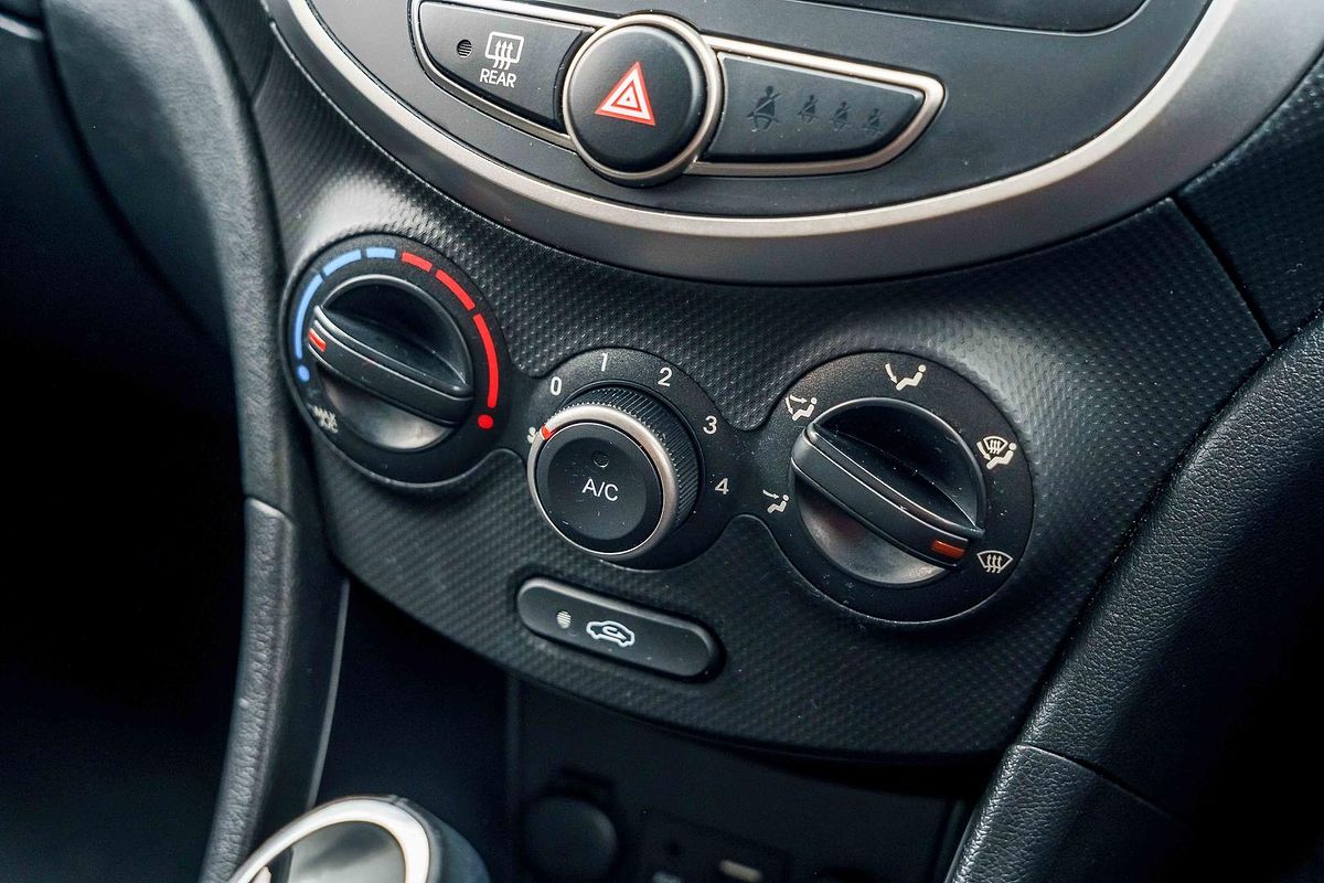 2018 Hyundai Accent Sport RB6