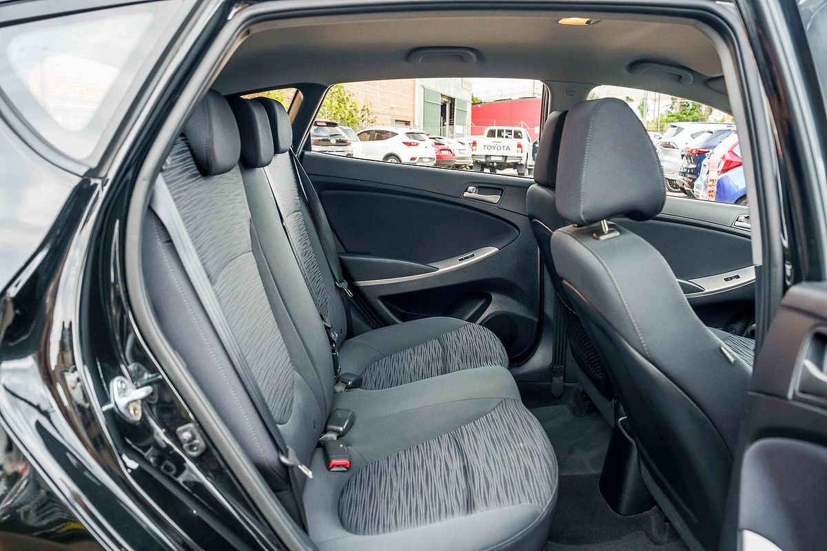 2018 Hyundai Accent Sport RB6