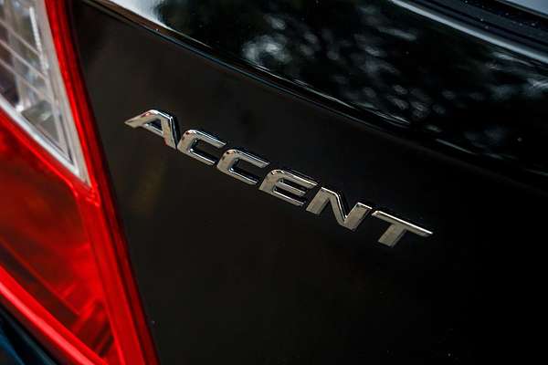 2018 Hyundai Accent Sport RB6