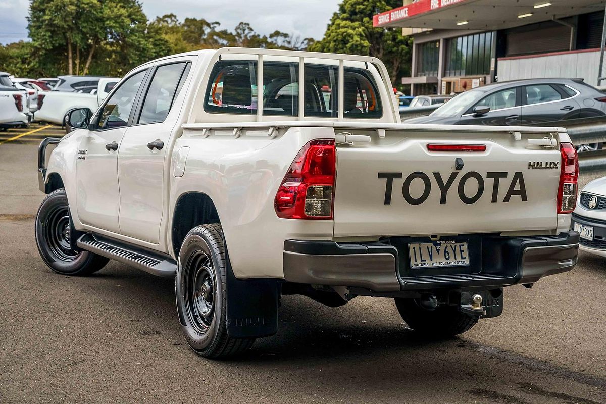 2017 Toyota Hilux SR GUN126R 4X4