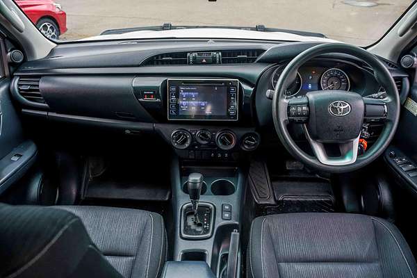 2017 Toyota Hilux SR GUN126R 4X4