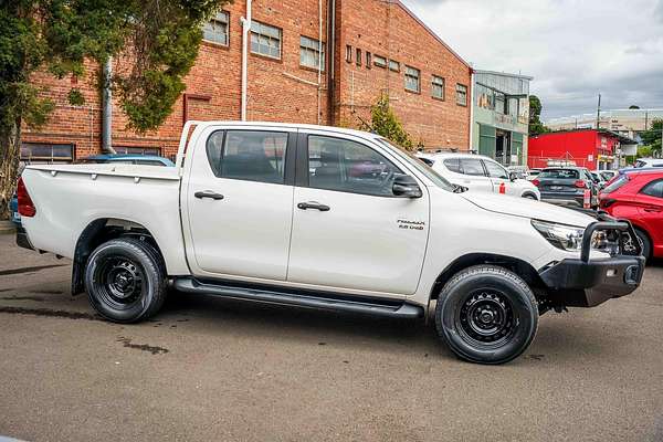 2017 Toyota Hilux SR GUN126R 4X4