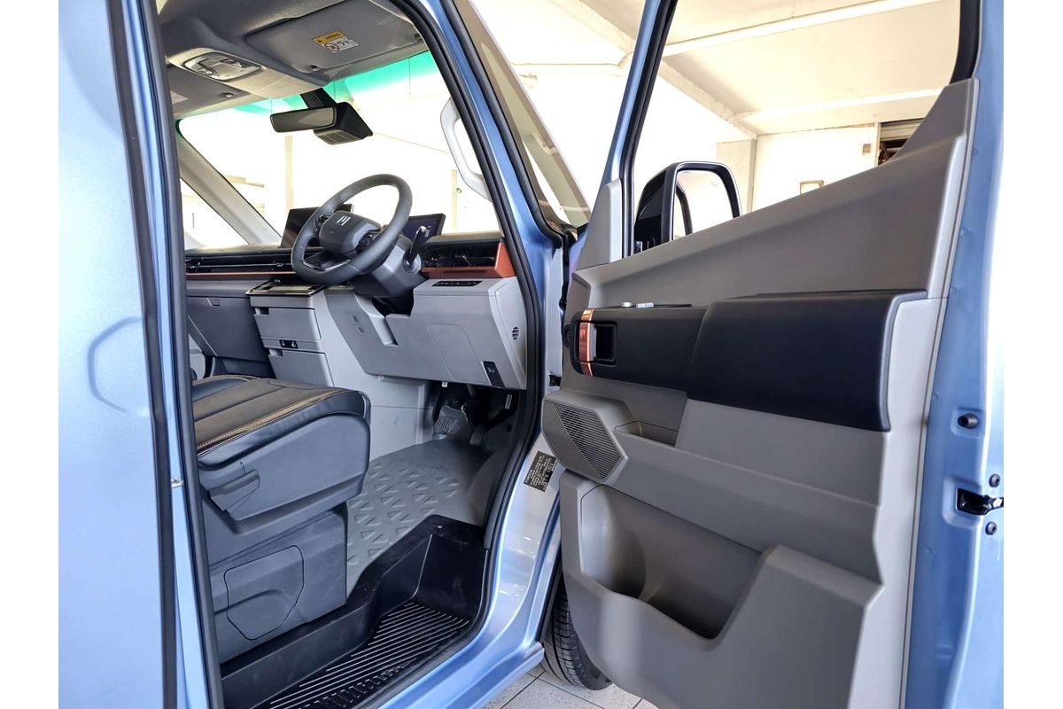 Super Van 5m, SWB, FWD, 83kWh, H1980