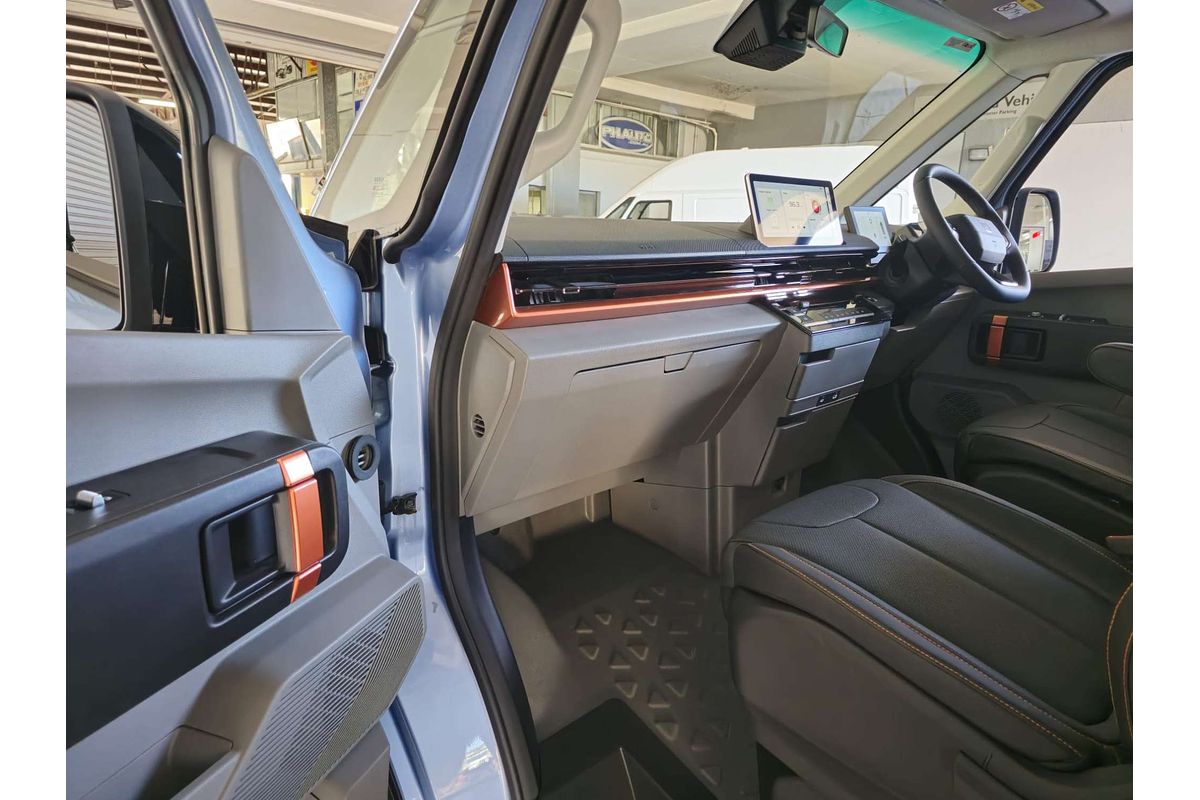 Super Van 5m, SWB, FWD, 83kWh, H1980