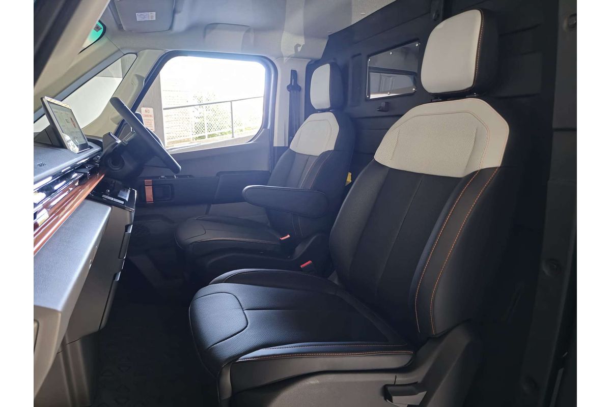 Super Van 5m, SWB, FWD, 83kWh, H1980