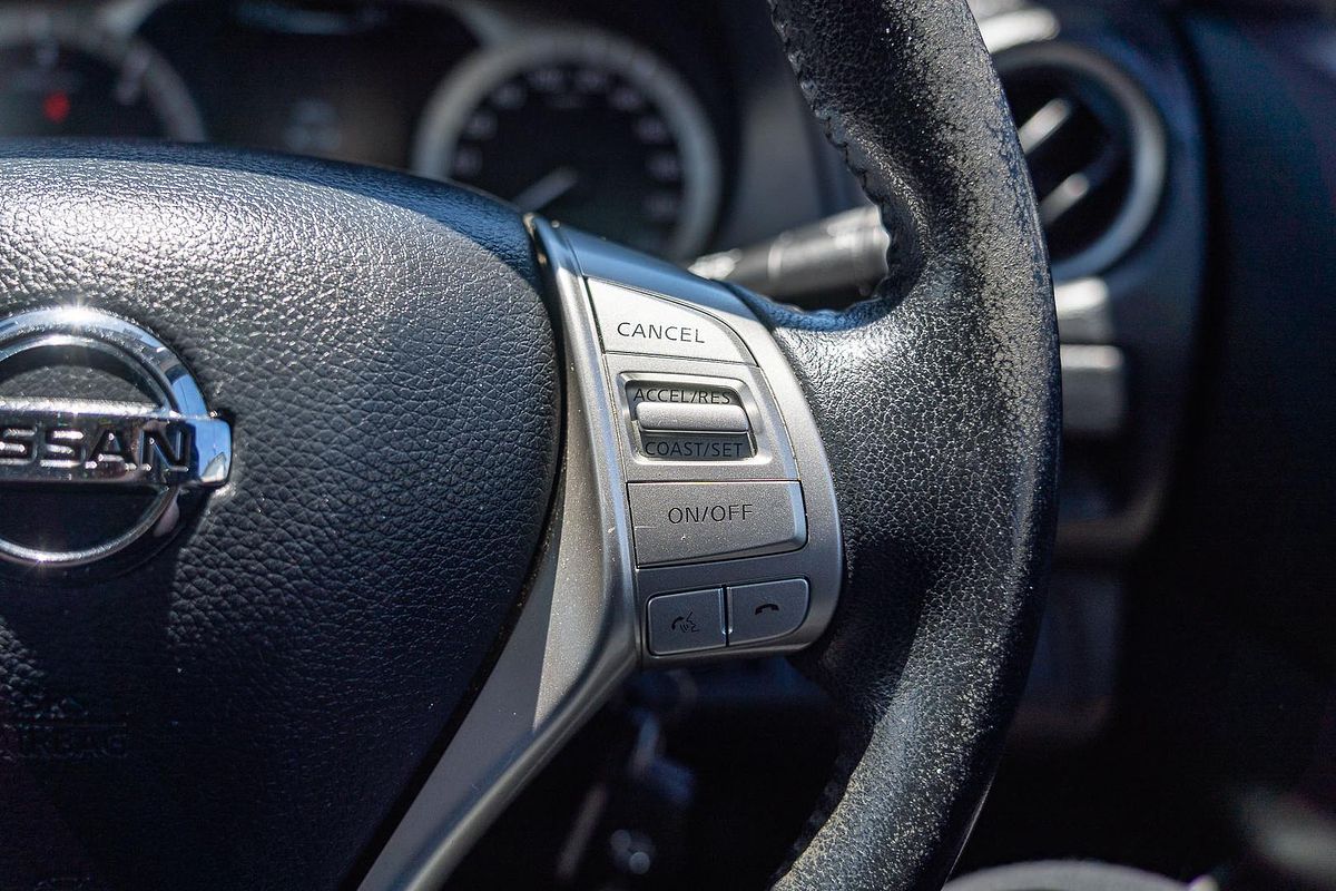 2017 Nissan Navara ST D23 Series 2 Rear Wheel Drive