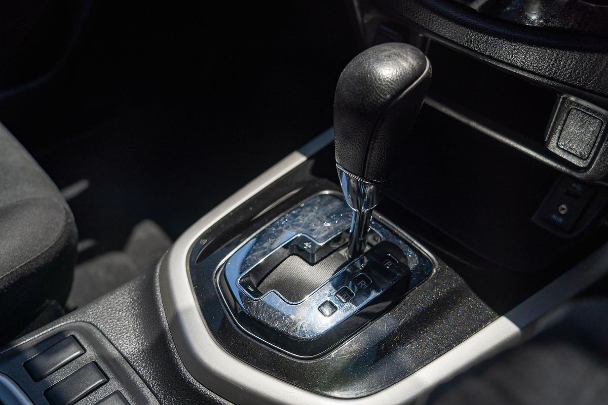 2017 Nissan Navara ST D23 Series 2 Rear Wheel Drive