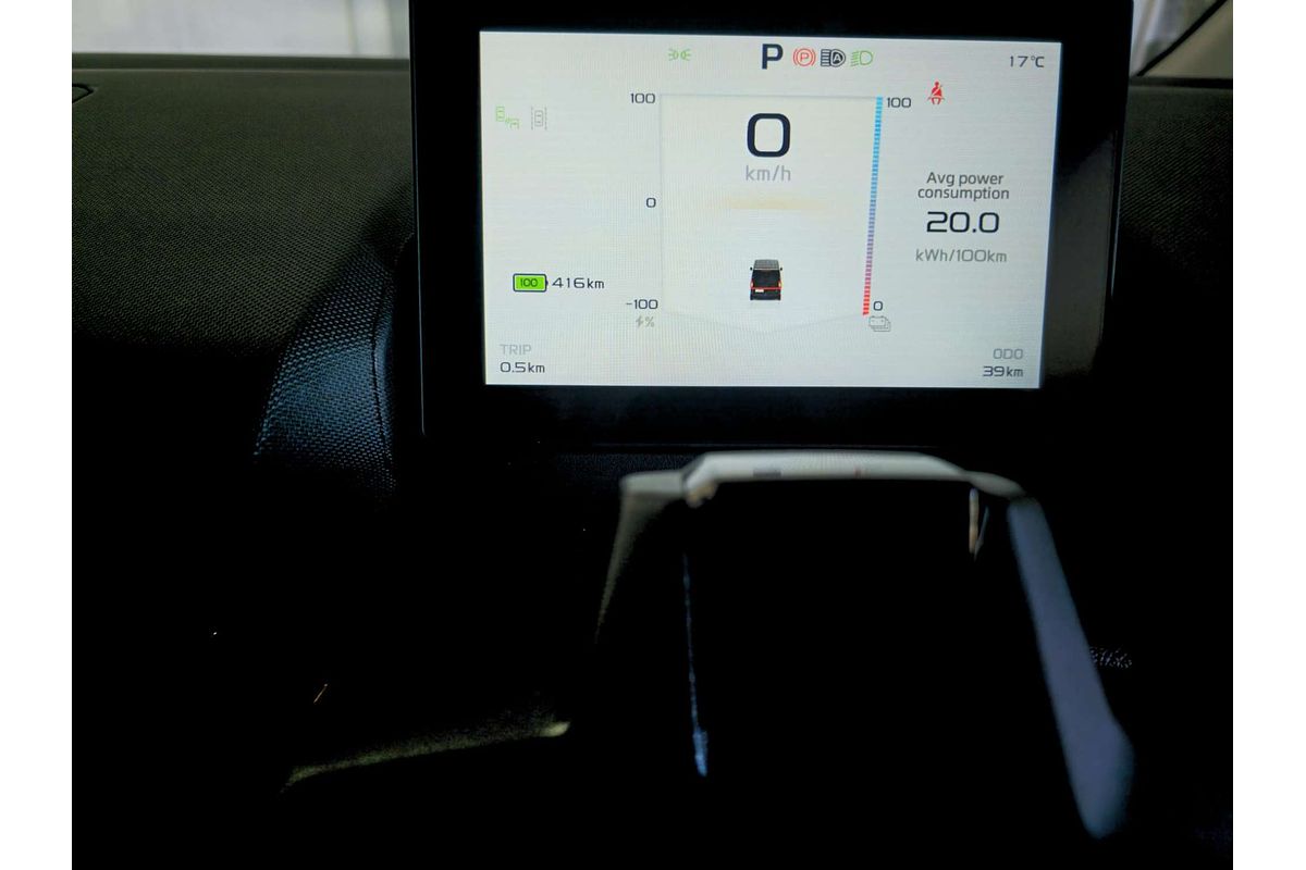 Super Van 5.5m, LWB, FWD, 83kWh, H2500