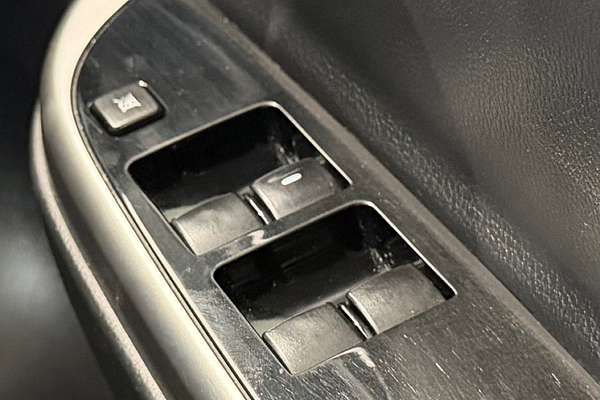 2020 Mitsubishi Triton GSR MR 4X4