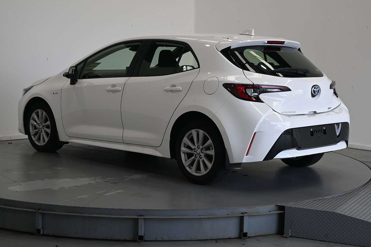 2024 Toyota Corolla Ascent Sport Hybrid ZWE219R